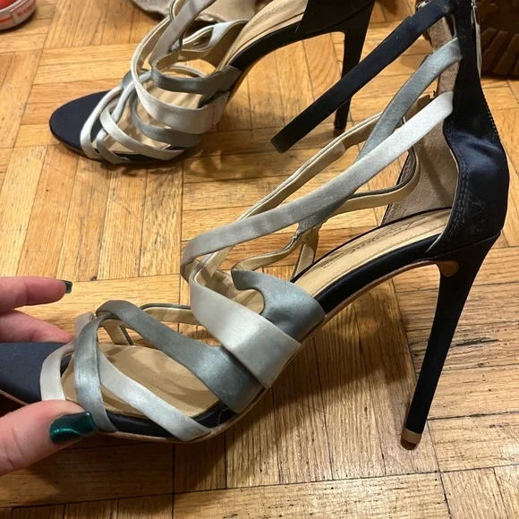 High heels - Picture 2 of 5